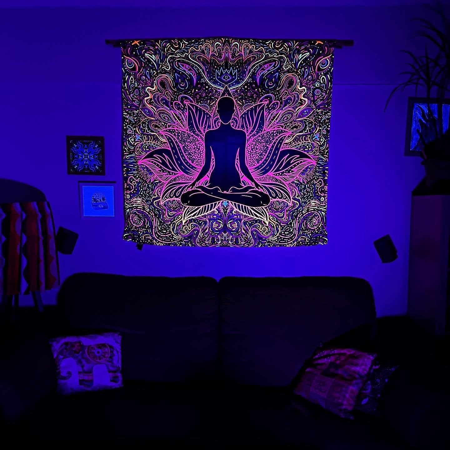 Psychedelisches spirituelles Om / Neon Wanddekoration 140x140 cm